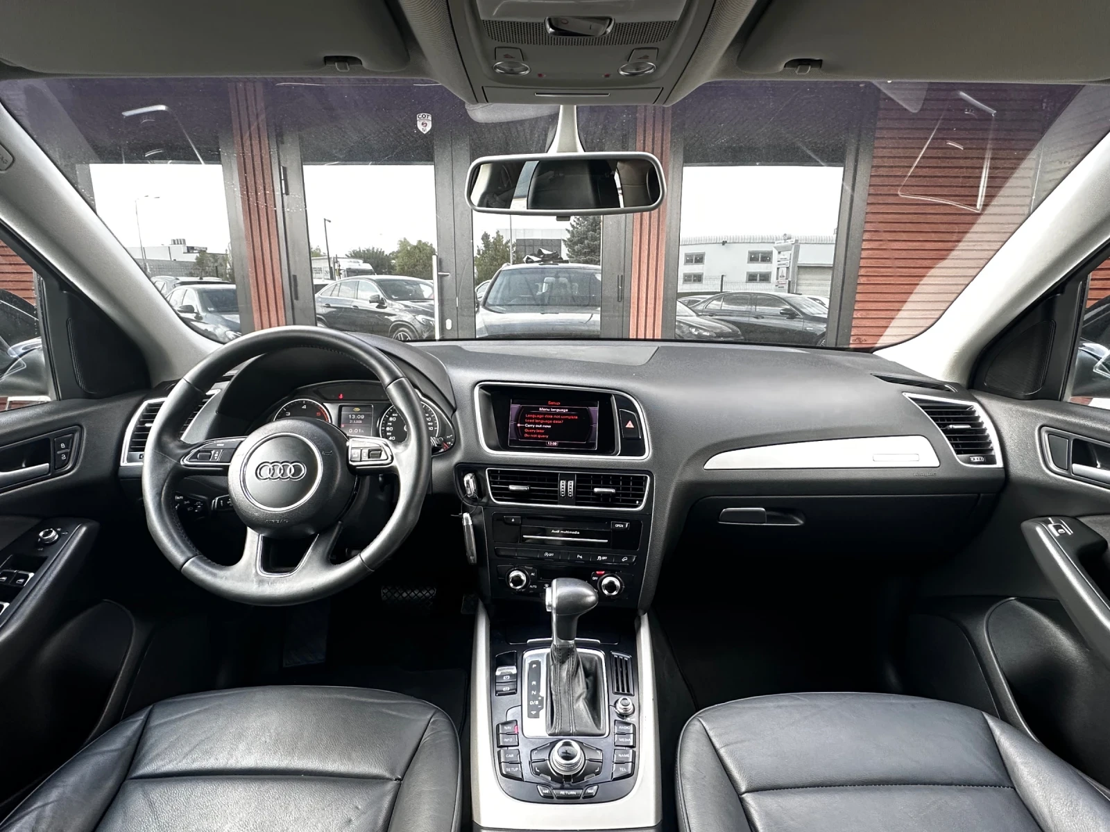Audi Q5 Quattro* Face* Кожа* Лизинг, снимка 9 - Автомобили и джипове - 56099952