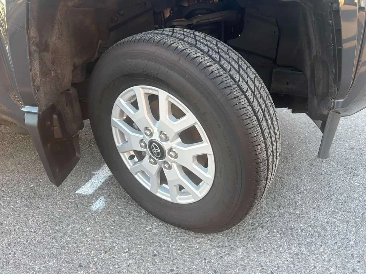 Toyota Tacoma * 4x4 Double Cab Auto * CARFAX *  | Mobile.bg � ����������� 7