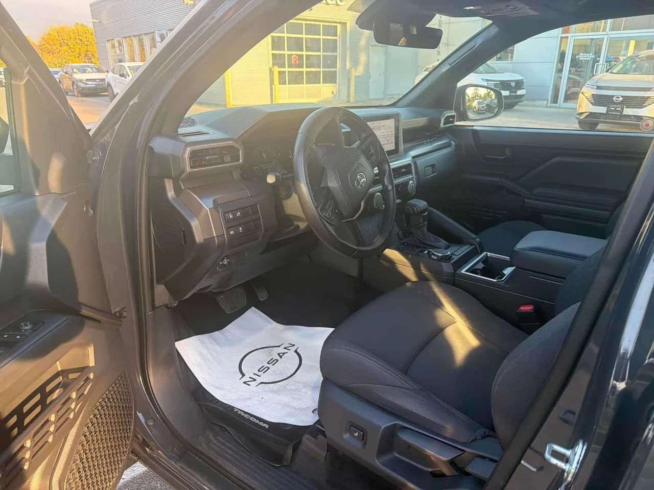 Toyota Tacoma * 4x4 Double Cab Auto * CARFAX *  | Mobile.bg � ����������� 5