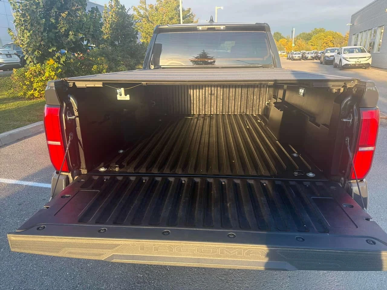 Toyota Tacoma * 4x4 Double Cab Auto * CARFAX *  | Mobile.bg � ����������� 10