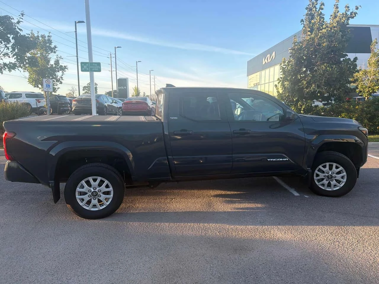 Toyota Tacoma * 4x4 Double Cab Auto * CARFAX *  | Mobile.bg � ����������� 3
