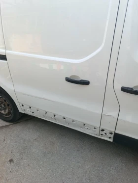 Opel Vivaro, снимка 17