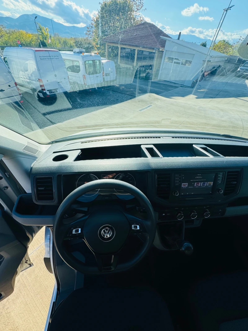 VW Crafter Немски!МАХИ!ТОП!ЧИСТО НОВ!177к.с LED, снимка 10 - Бусове и автобуси - 53370796
