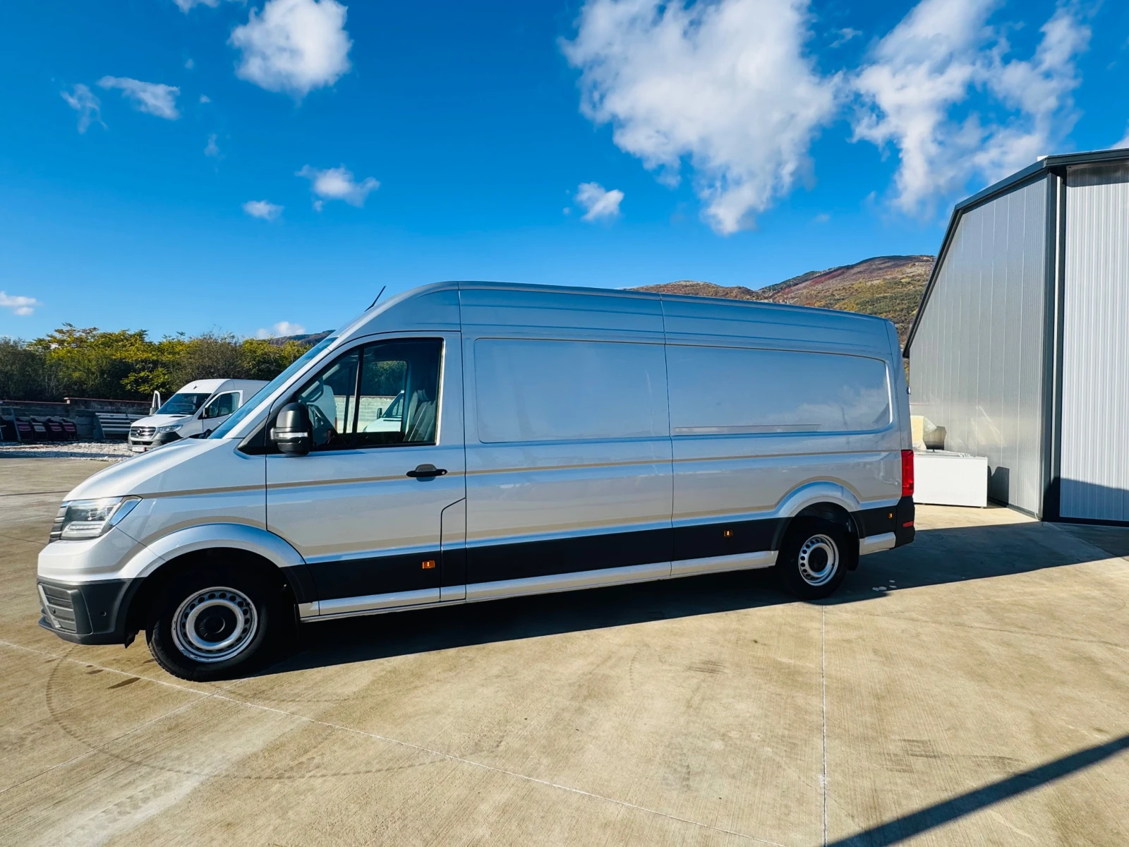 VW Crafter Немски!МАХИ!ТОП!ЧИСТО НОВ!177к.с LED - изображение 5