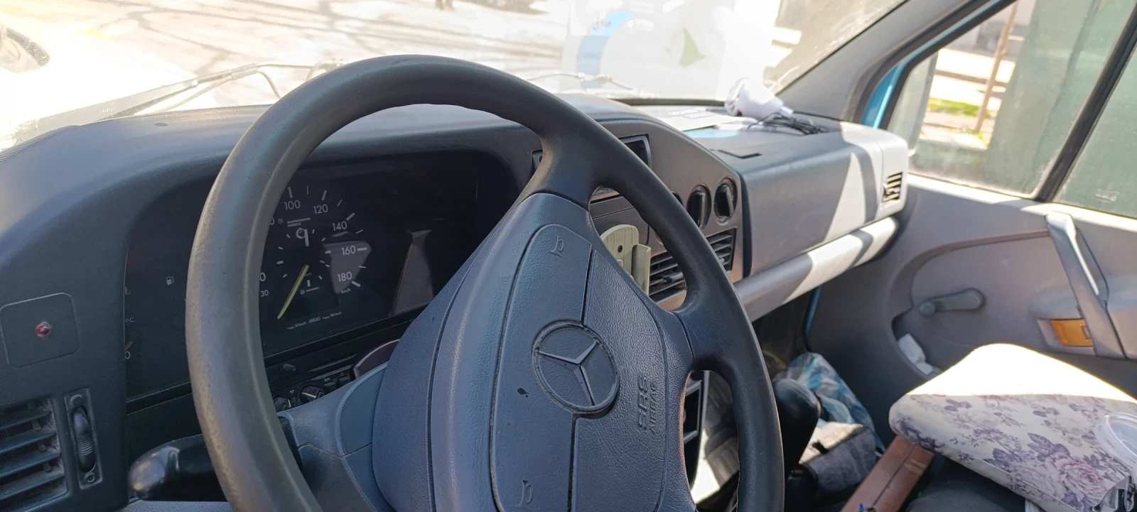 Mercedes-Benz 208 Спринтер 208д, снимка 6 - Бусове и автобуси - 53839399