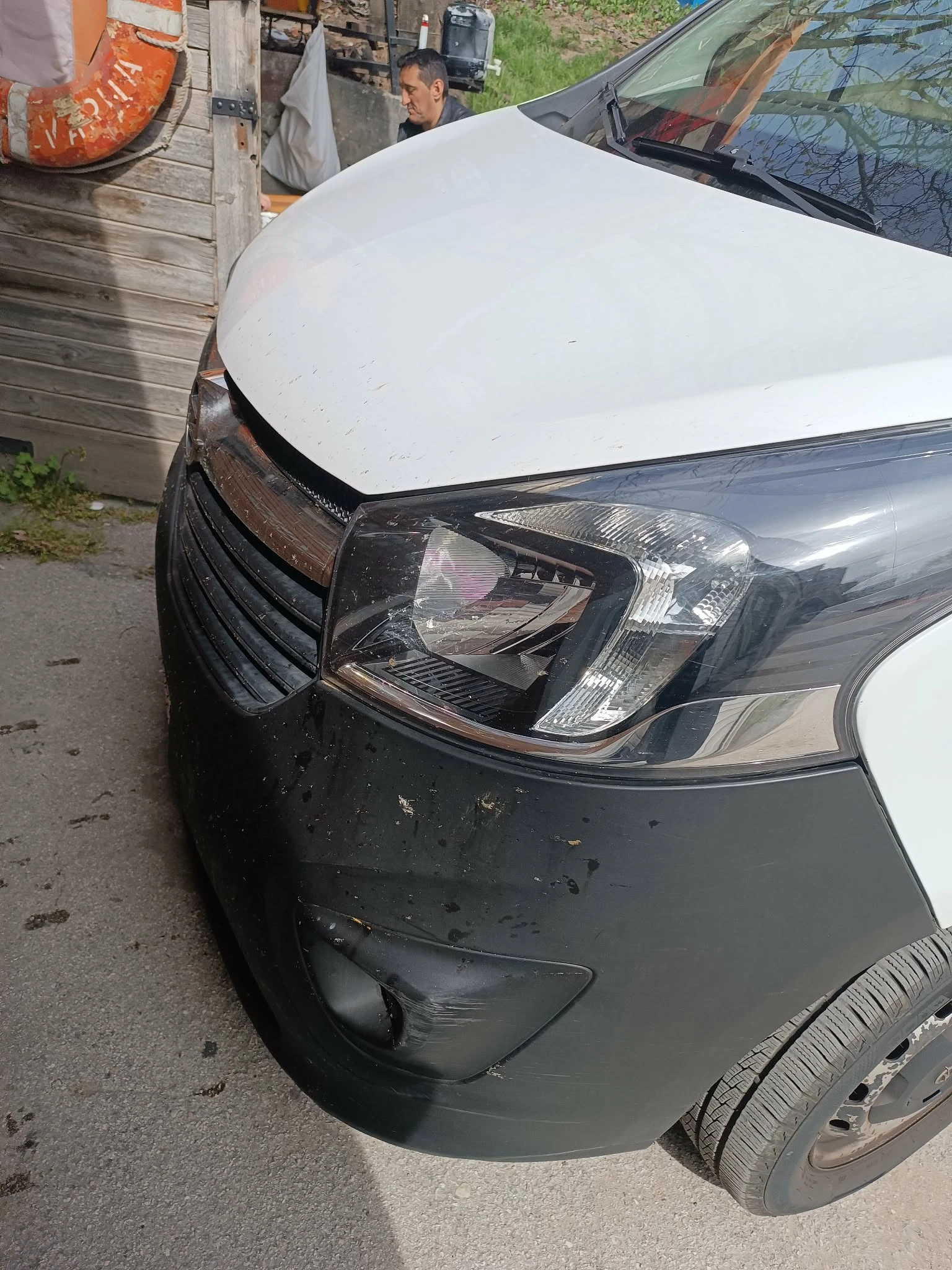 Opel Vivaro, снимка 4 - Бусове и автобуси - 54205399