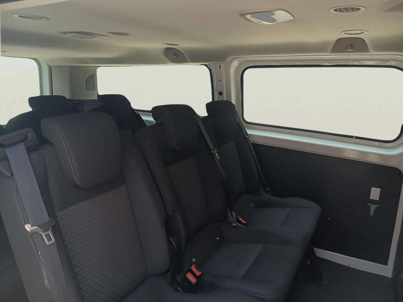 Ford Transit Custom 2.0L EcoBlue, снимка 11 - Бусове и автобуси - 55344968