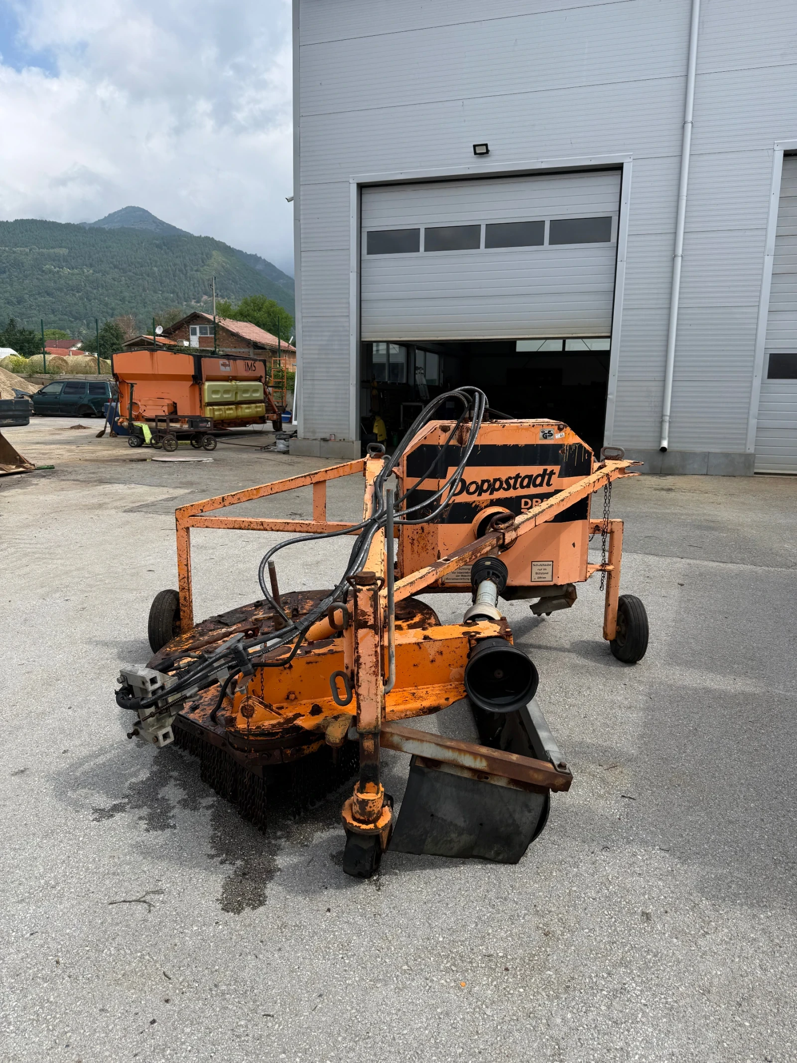 Други специализирани машини Unimog, снимка 9 - Индустриална техника - 55144311