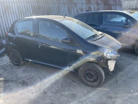 Toyota Aygo 1.0i, снимка 1