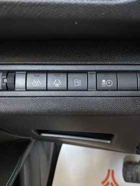Peugeot 3008 Hybrid4 4x4 300 hp | Mobile.bg    11