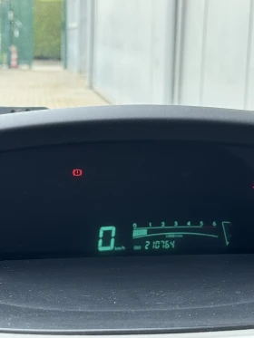 Toyota Yaris, снимка 8