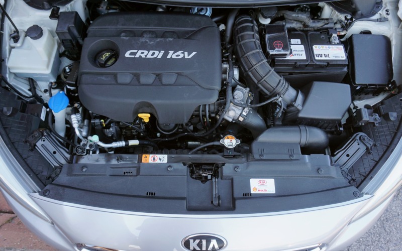 Kia Ceed SW 1.6 CRDI CLASS, снимка 12 - Автомобили и джипове - 17467196