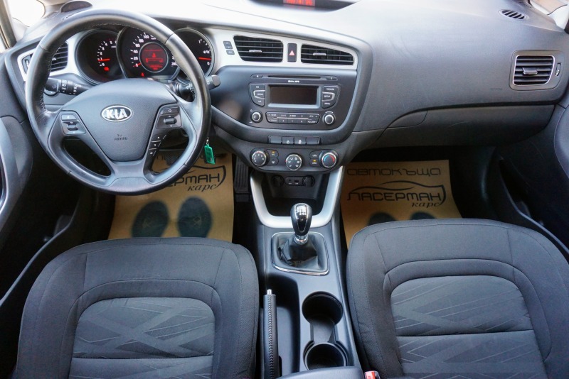 Kia Ceed SW 1.6 CRDI CLASS, снимка 8 - Автомобили и джипове - 17467196