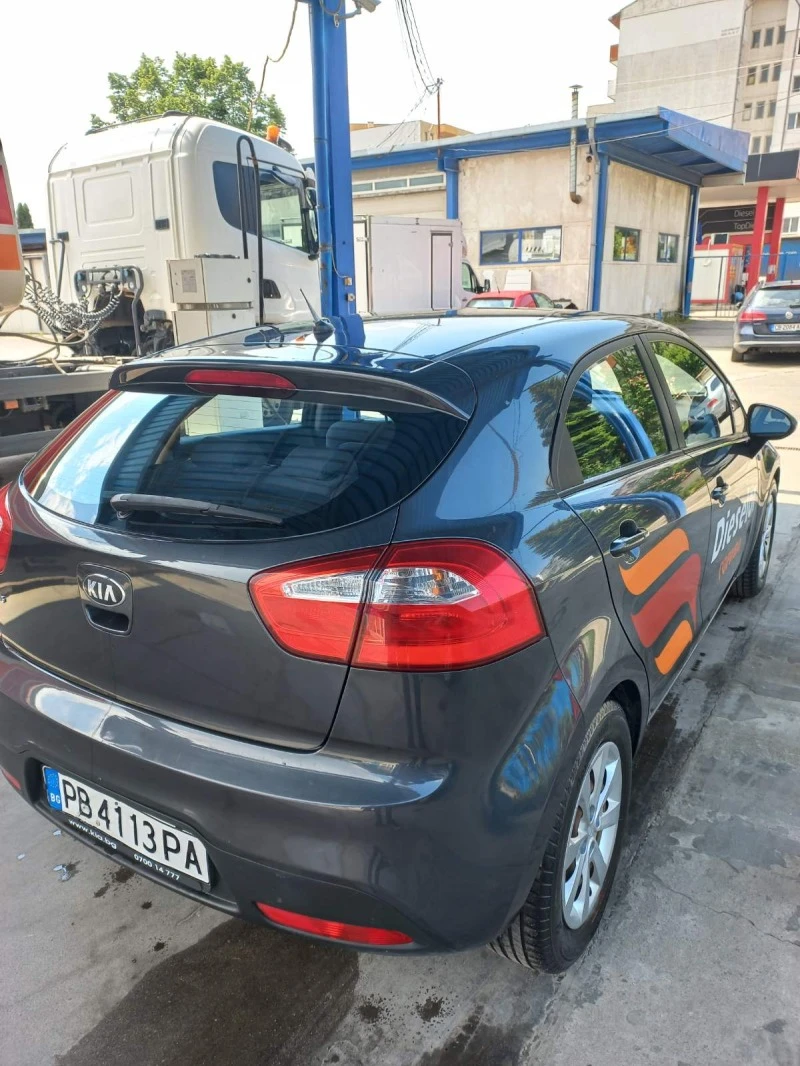 Kia Rio, снимка 15 - Автомобили и джипове - 48768927