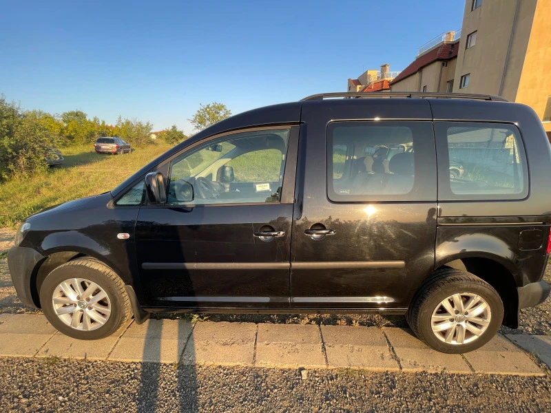 VW Caddy, снимка 7 - Автомобили и джипове - 46876876