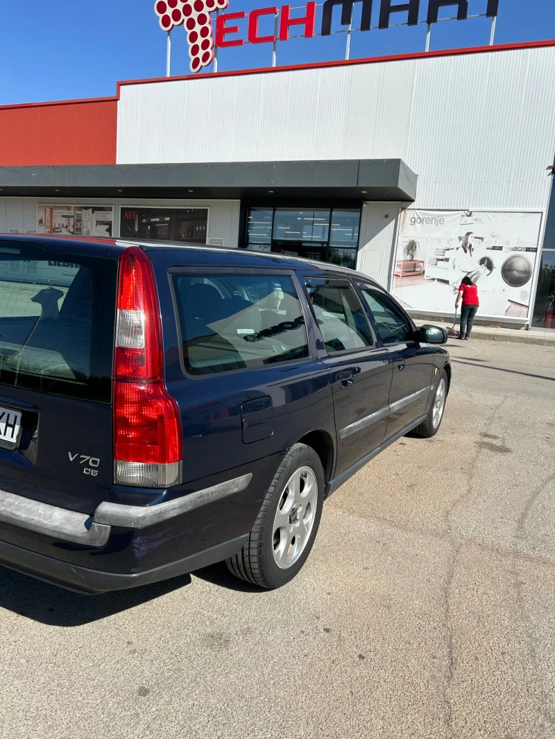 Volvo V70 2.4 D5, снимка 4 - Автомобили и джипове - 47169869