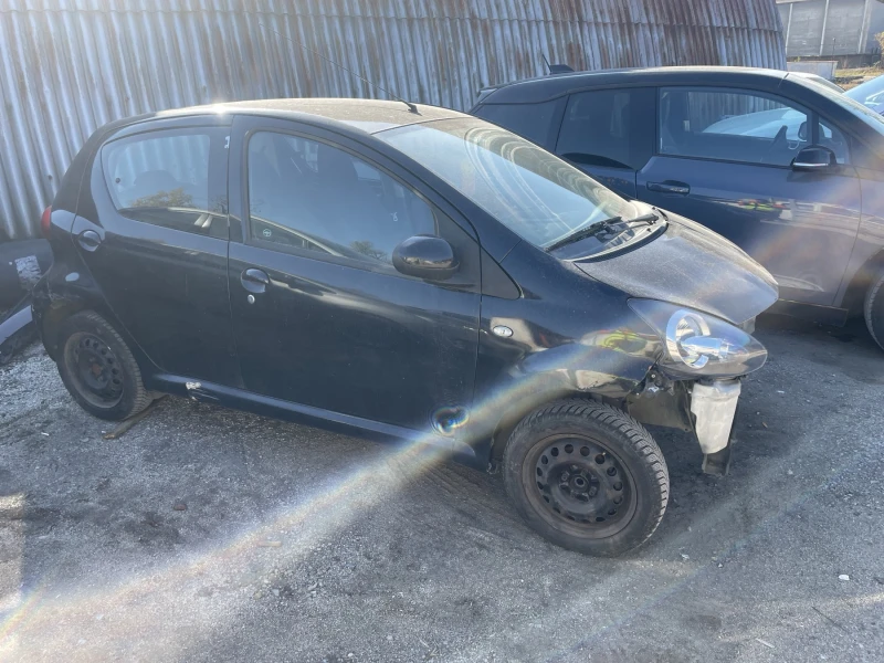 Toyota Aygo 1.0i, снимка 1 - Автомобили и джипове - 48550500