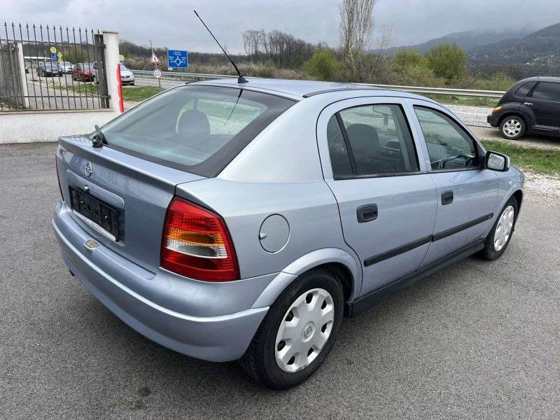 Opel Astra 1.6 84кс СТАРИЯ МОТОР КЛИМАТИК 109 000км, снимка 4 - Автомобили и джипове - 49700456