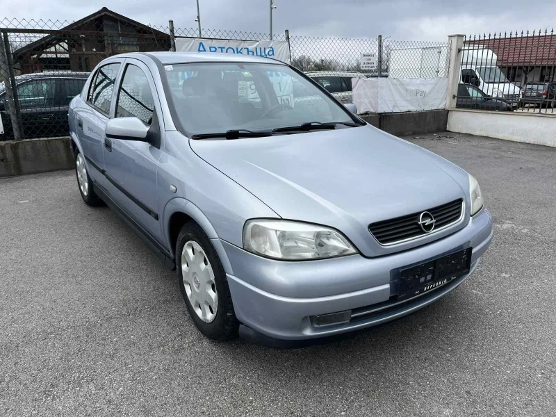 Opel Astra 1.6 84кс СТАРИЯ МОТОР КЛИМАТИК 109 000км, снимка 3 - Автомобили и джипове - 49700456