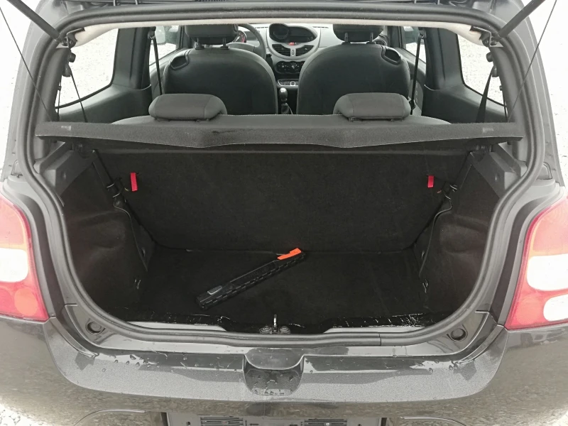 Renault Twingo 1.2i kli italia, снимка 11 - Автомобили и джипове - 52305558