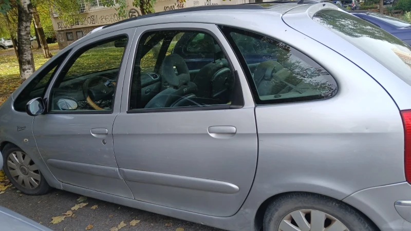 Citroen Xsara picasso 1.6 Hdi, снимка 4 - Автомобили и джипове - 52809920