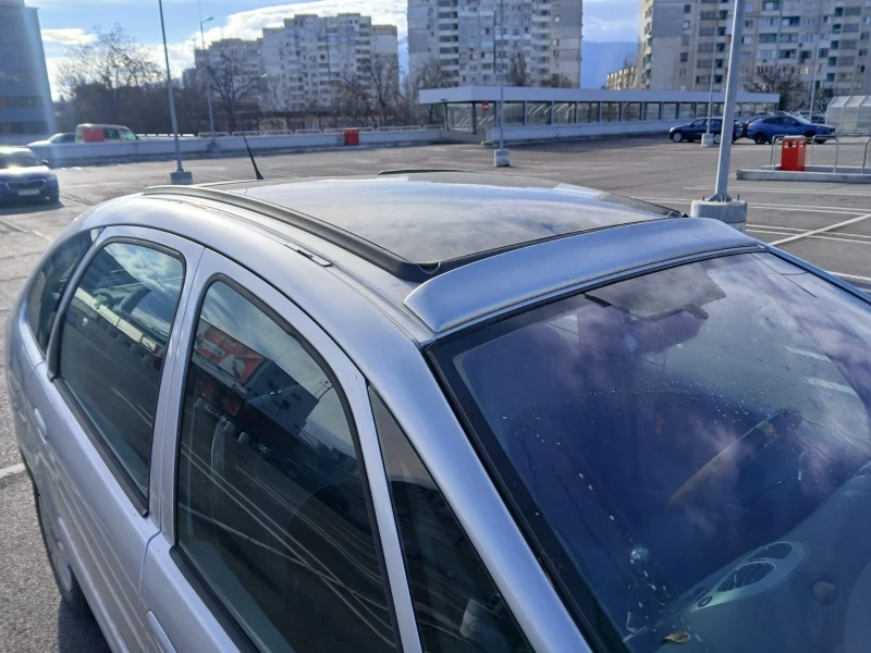 Citroen Xsara picasso 1.6 Hdi, снимка 6 - Автомобили и джипове - 53038329
