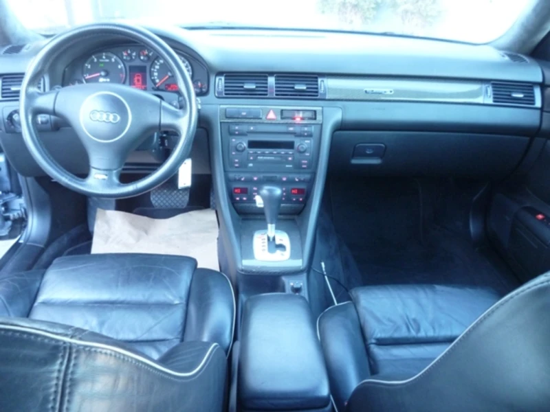 Audi Rs6 4.2L/* АВТОКРЕДИТИРАНЕ, снимка 13 - Автомобили и джипове - 52896848