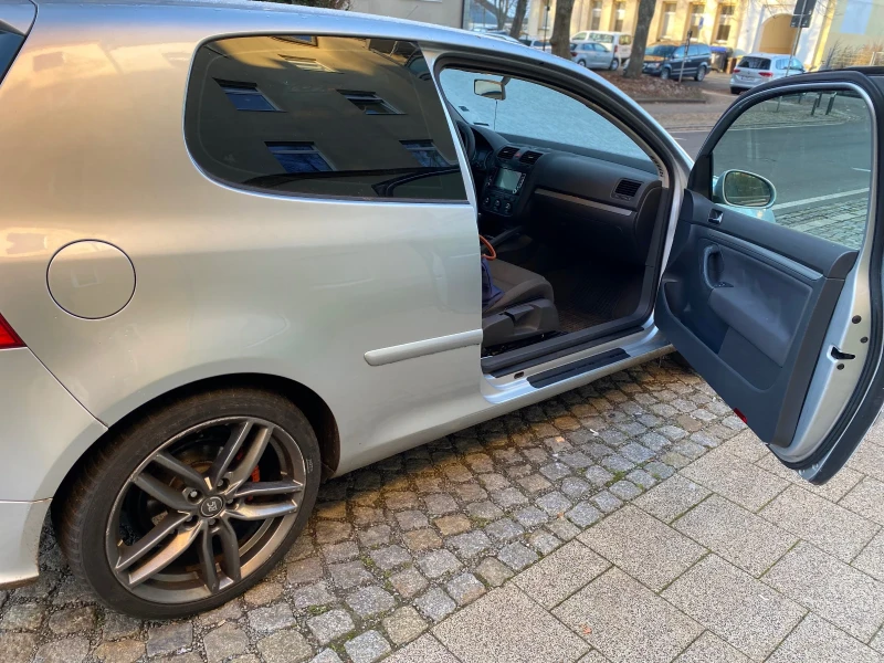 VW Golf, снимка 3 - Автомобили и джипове - 52885411