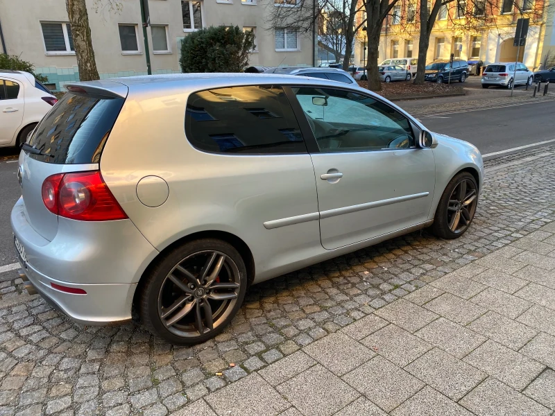 VW Golf, снимка 4 - Автомобили и джипове - 52885411