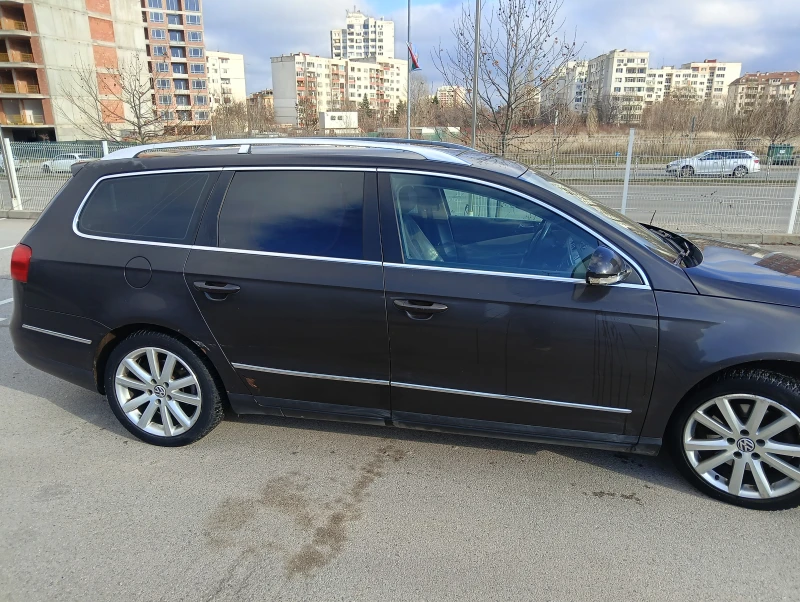 VW Passat Highline, снимка 11 - Автомобили и джипове - 53005836