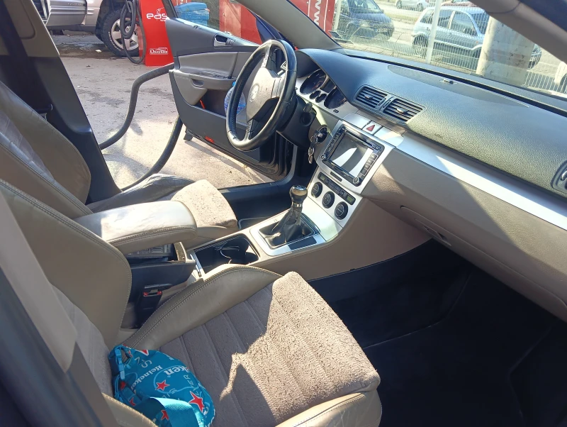 VW Passat Highline, снимка 5 - Автомобили и джипове - 53005836