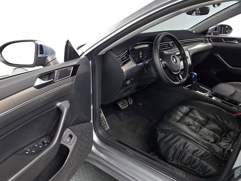 VW Arteon 2.0 TDI Prestige| 140к.с.| ВКЛ.ТЕХНОТЕСТ, снимка 10 - Автомобили и джипове - 55650145