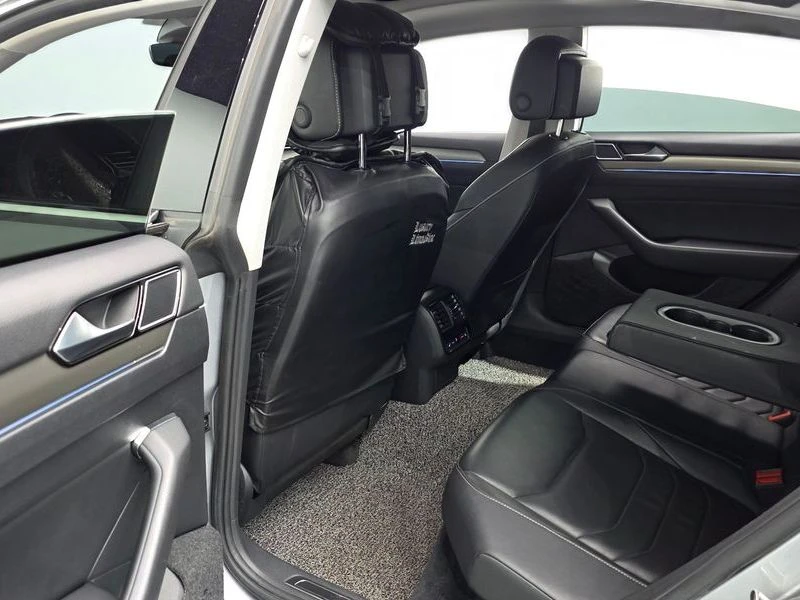VW Arteon 2.0 TDI Prestige| 140к.с.| ВКЛ.ТЕХНОТЕСТ, снимка 12 - Автомобили и джипове - 55650145