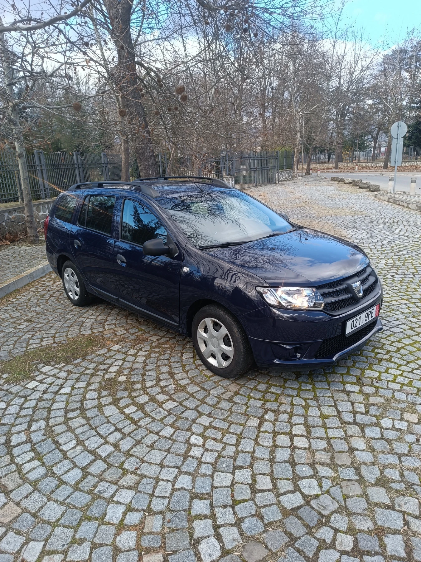 Dacia Logan 1.2 газ navi клима - изображение 2