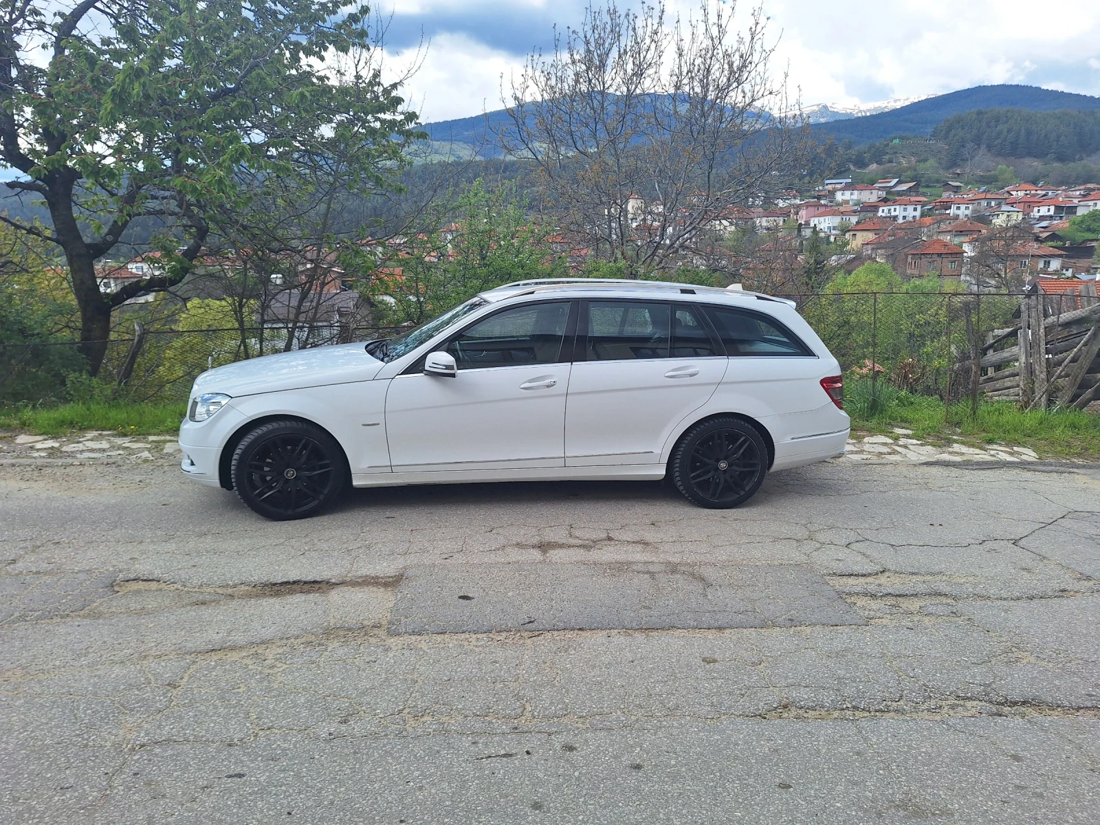 Mercedes-Benz C 220  - изображение 6