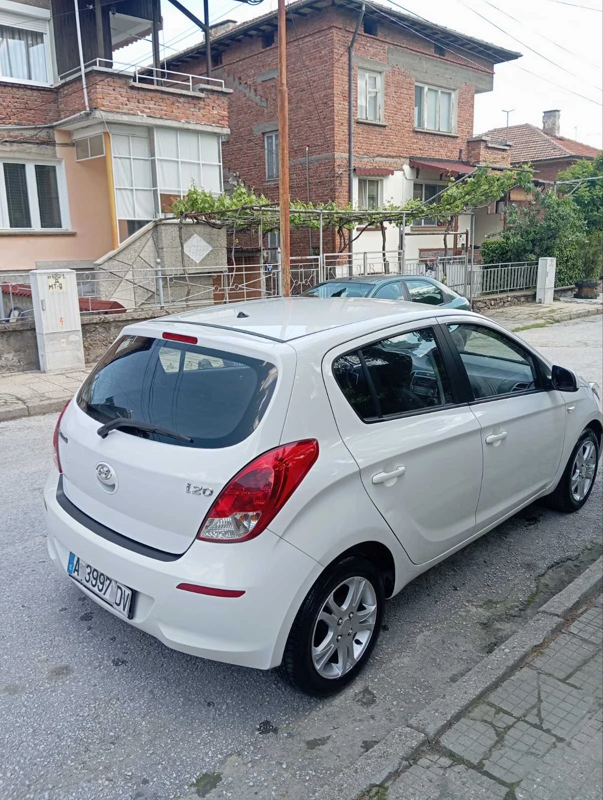 Hyundai I20 1.25i - изображение 6