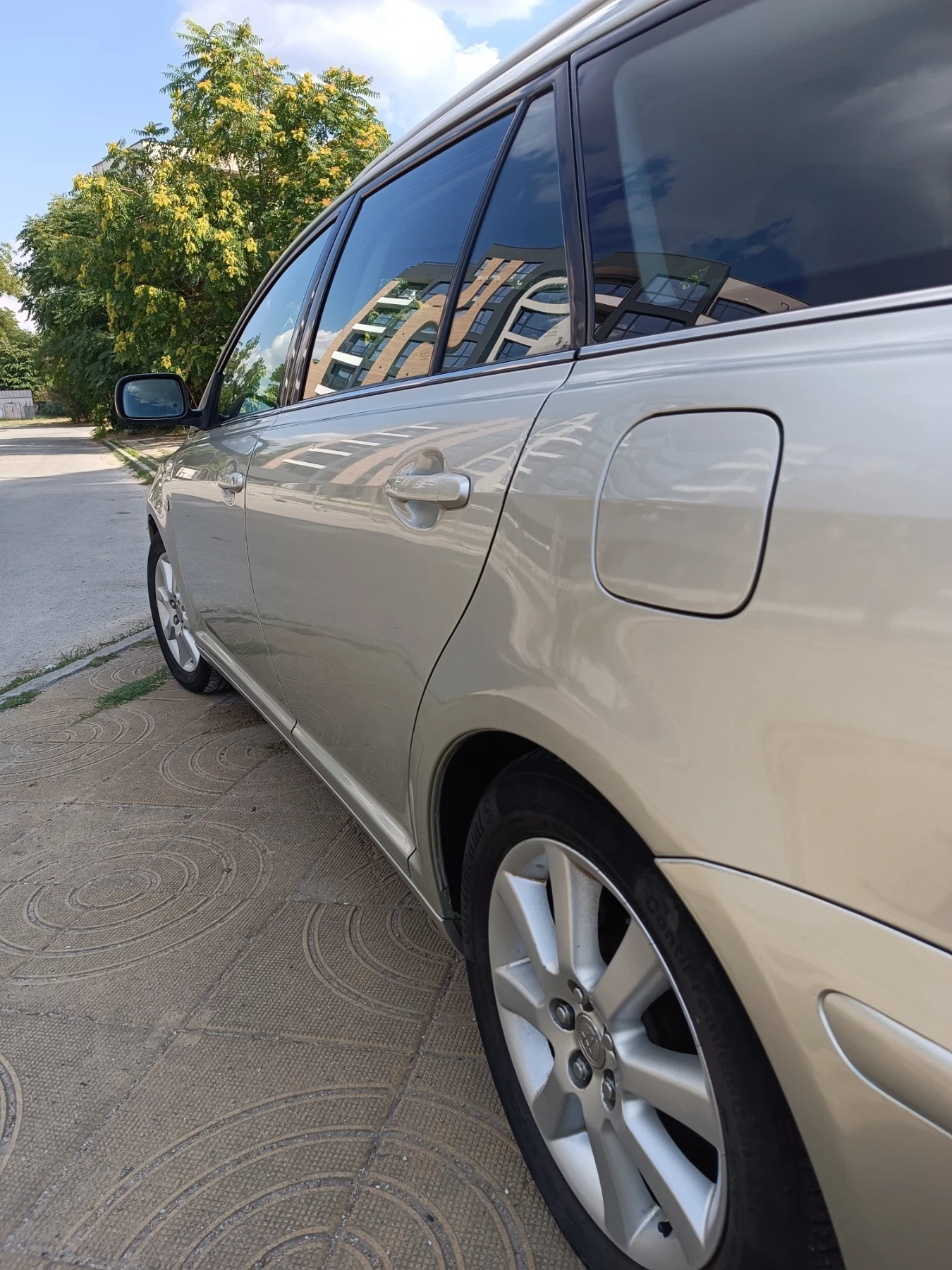 Toyota Avensis  - изображение 9