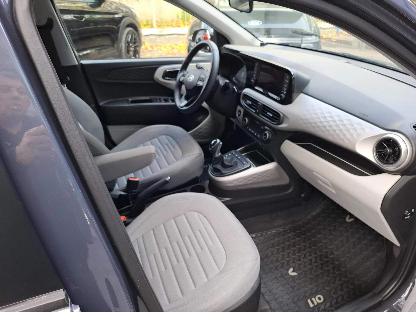 Hyundai I10 1.2L Pemium - изображение 4