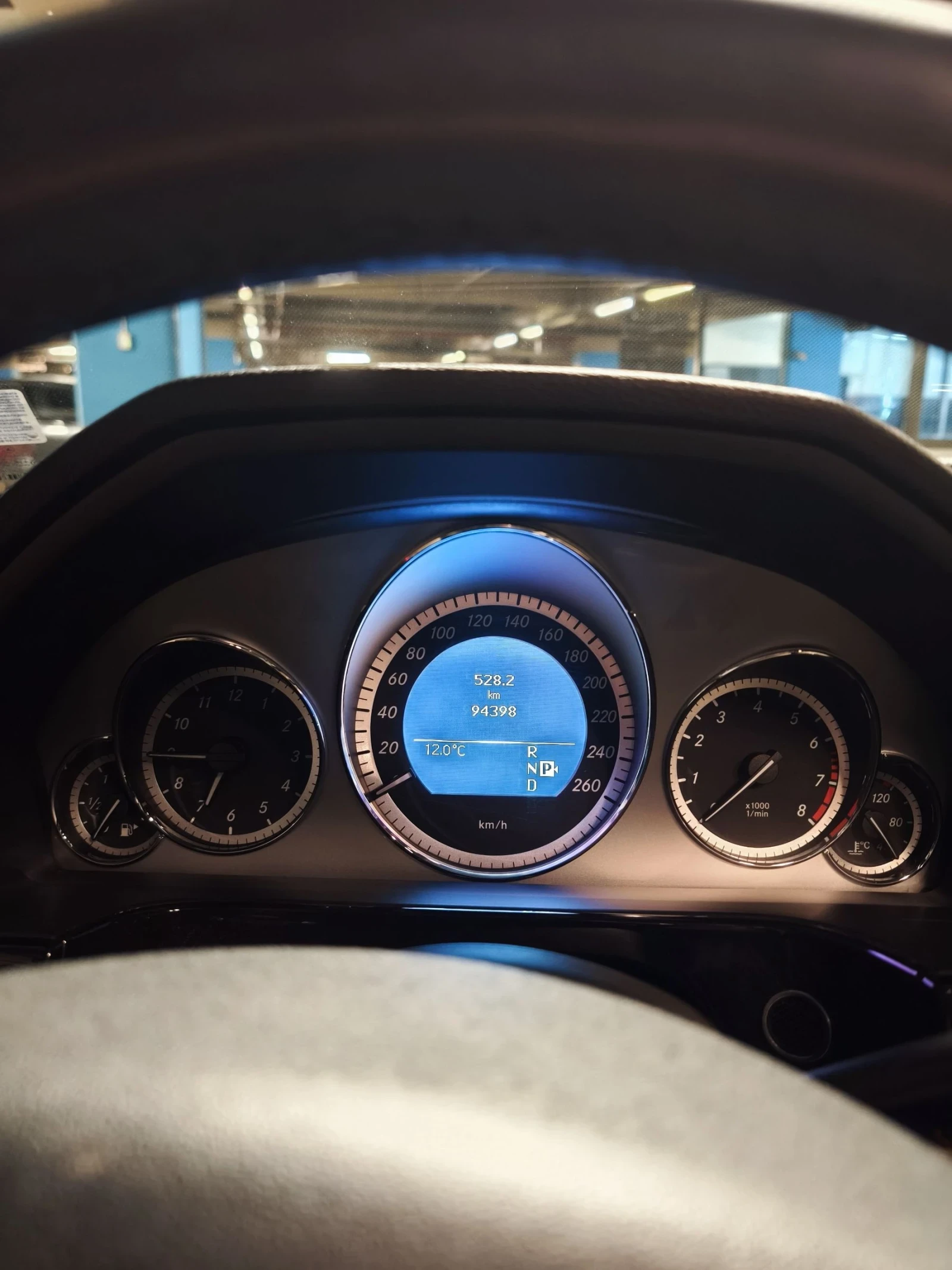 Mercedes-Benz E 500 4matic AMG-Line 94000KM | Mobile.bg   16