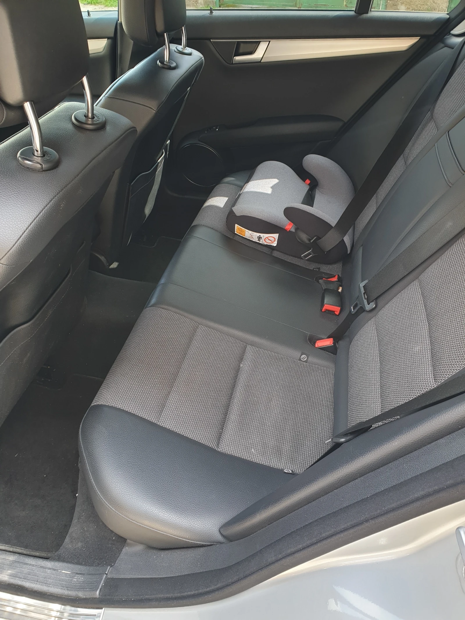 Mercedes-Benz C 220 AVANTGARD 7G - изображение 9