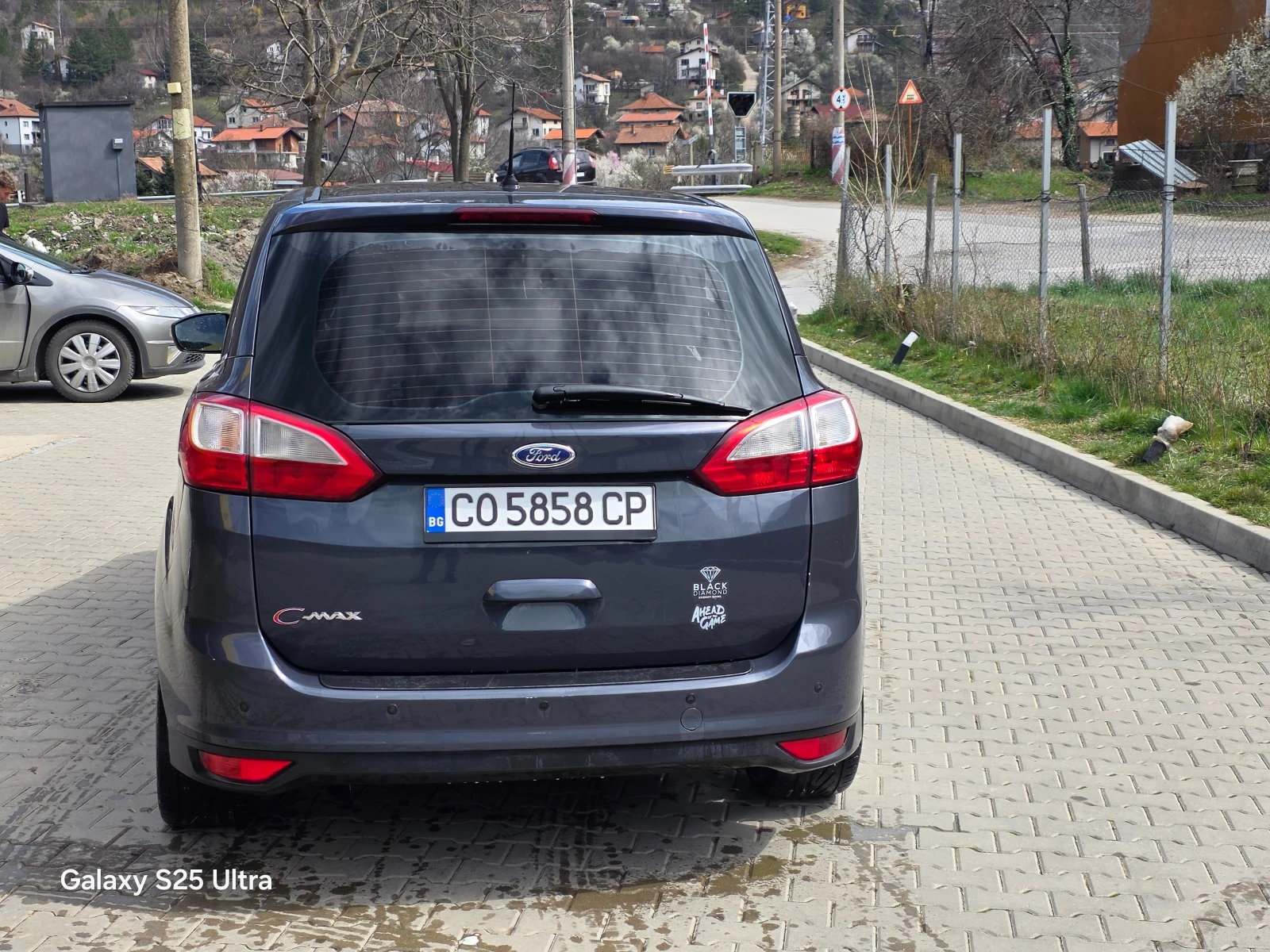 Ford Grand C-Max, снимка 4 - Автомобили и джипове - 54041042