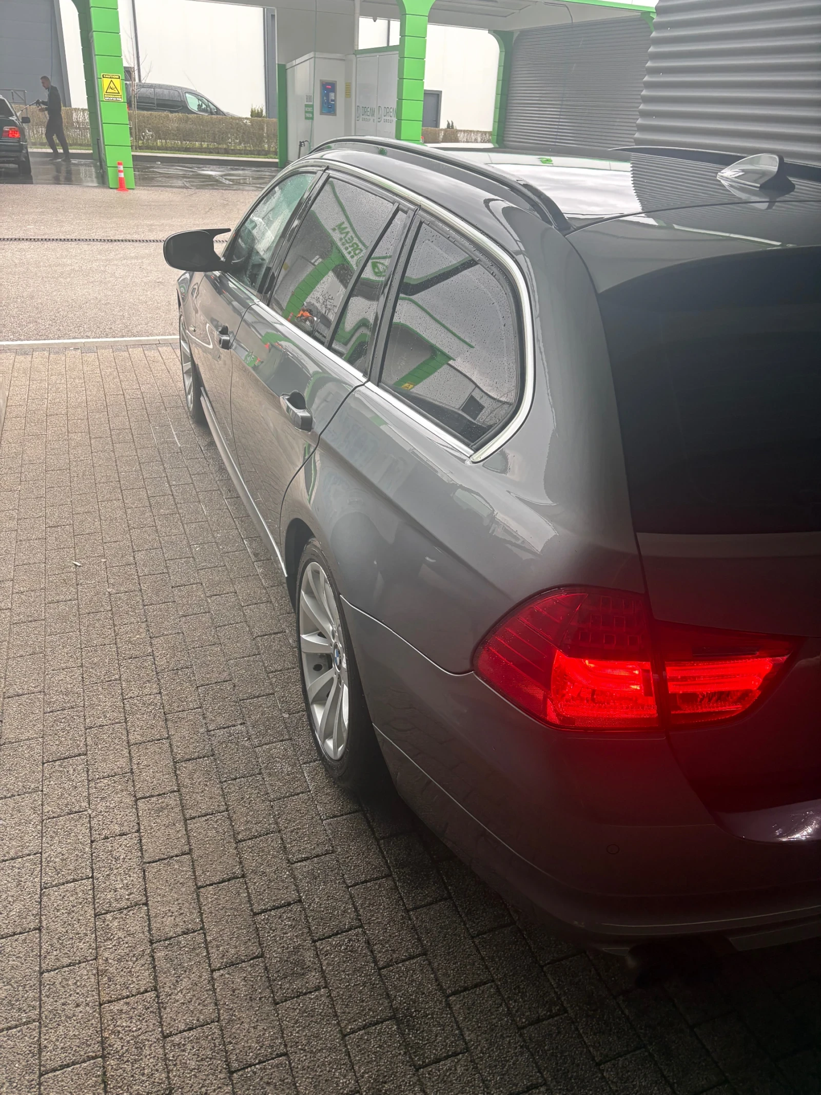 BMW 330, снимка 3 - Автомобили и джипове - 54092563