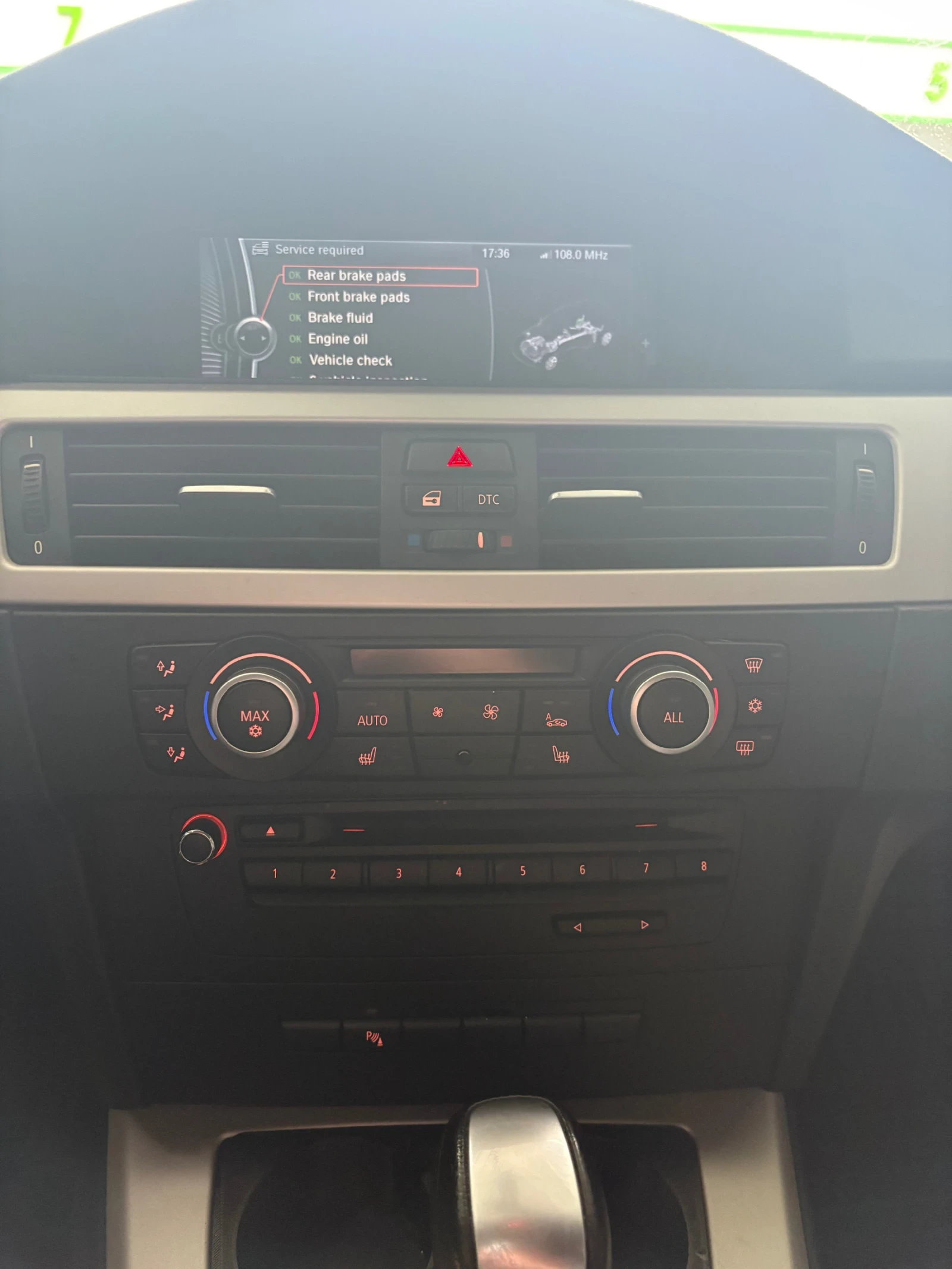 BMW 330, снимка 11 - Автомобили и джипове - 54092563