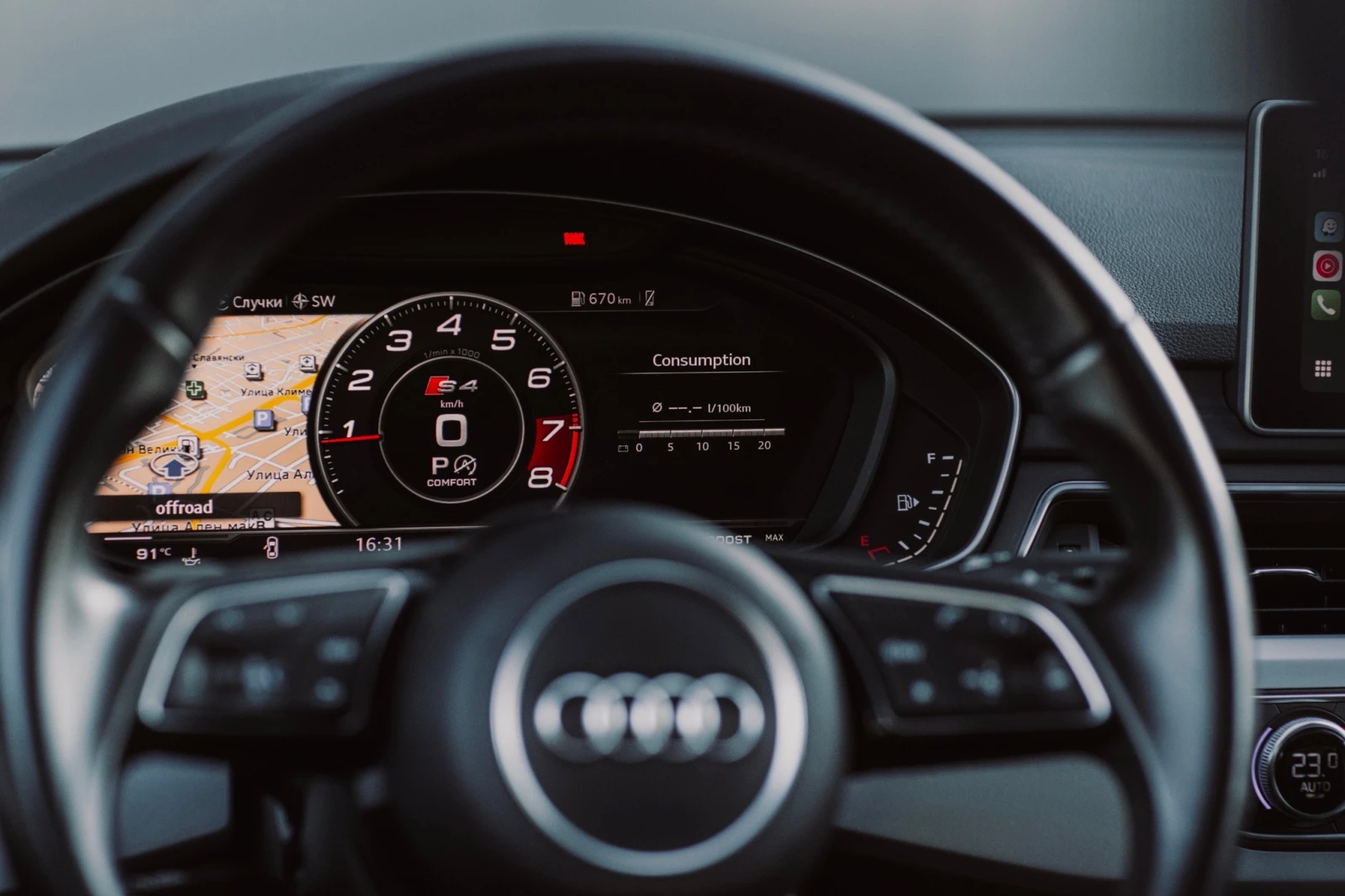 Audi A4 2.0 TFSI, снимка 9 - Автомобили и джипове - 54285608