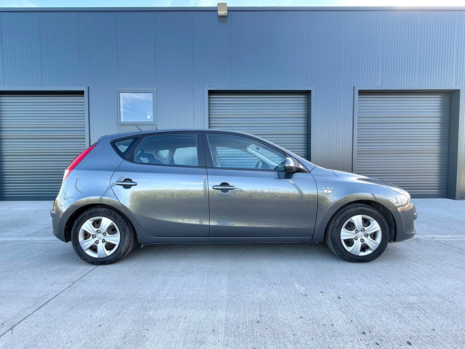 Hyundai I30 1.4 - Отлично Състояние, снимка 3 - Автомобили и джипове - 54838910