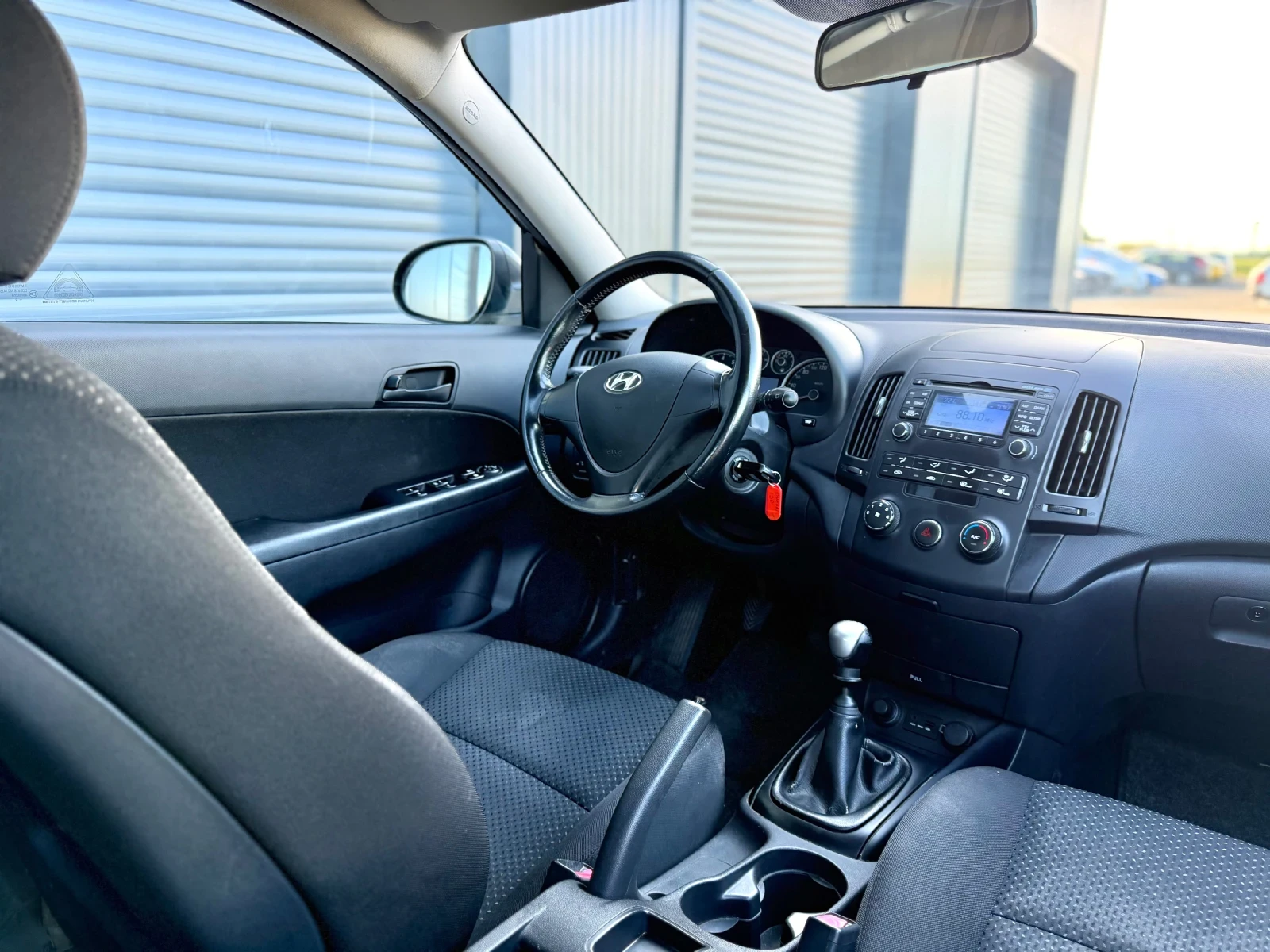 Hyundai I30 1.4 - Отлично Състояние, снимка 6 - Автомобили и джипове - 54838910