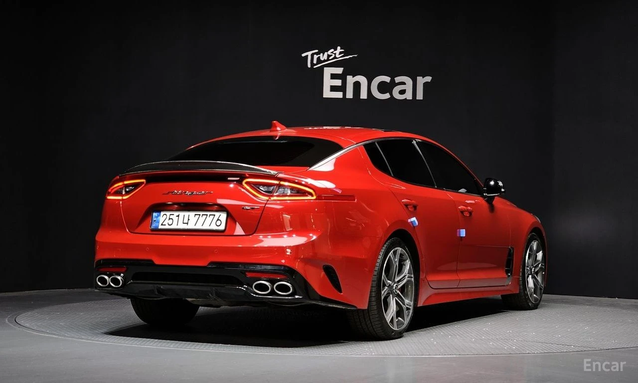 Kia Stinger 3.3* GT* TURBO* ОБДУХВАНЕ* ХЕДЪП* КАМЕРА* , снимка 2 - Автомобили и джипове - 55276695
