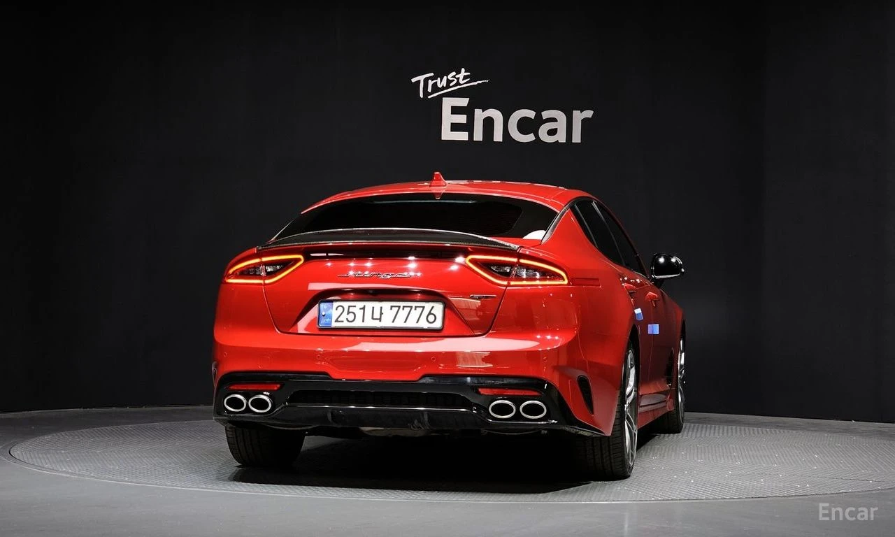 Kia Stinger 3.3* GT* TURBO* ОБДУХВАНЕ* ХЕДЪП* КАМЕРА* , снимка 4 - Автомобили и джипове - 55276695
