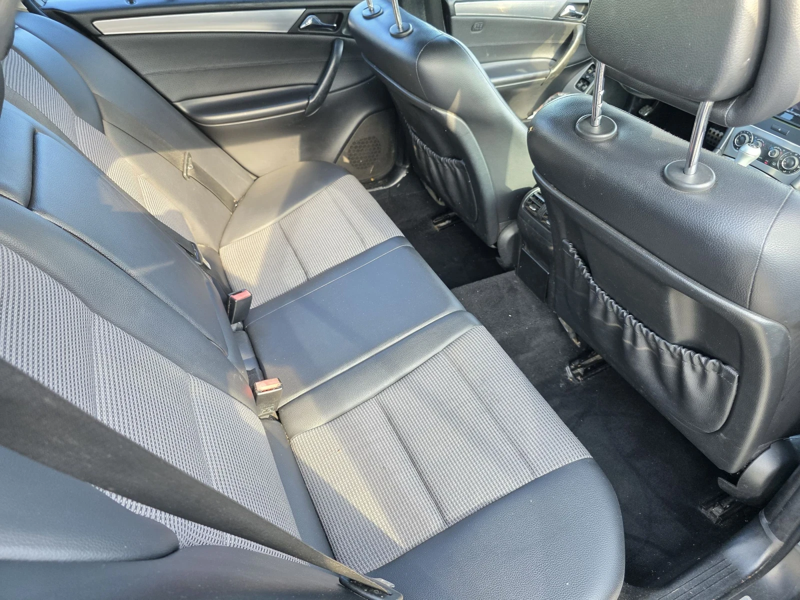 Mercedes-Benz C 220 Cdi-AMG-PACK-SPORTEDITION, снимка 10 - Автомобили и джипове - 55339091