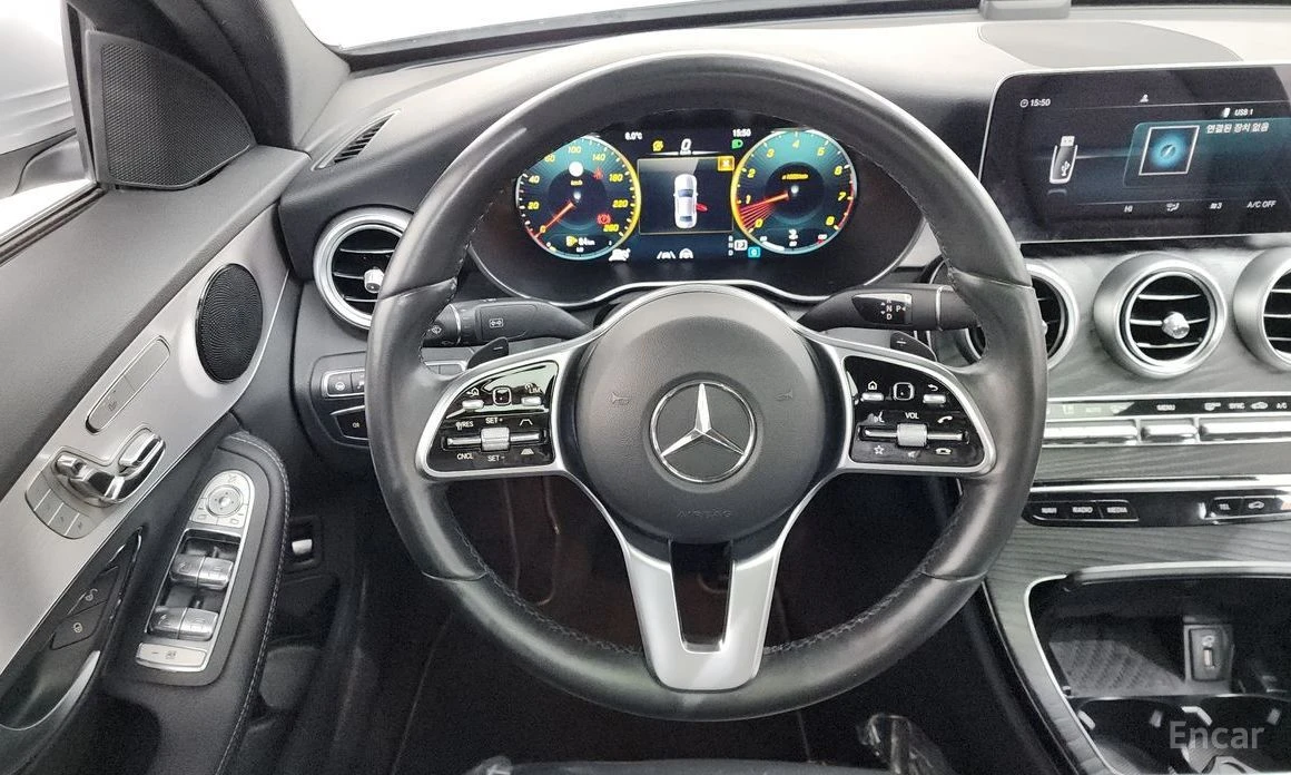 Mercedes-Benz C 200, снимка 13 - Автомобили и джипове - 55611213